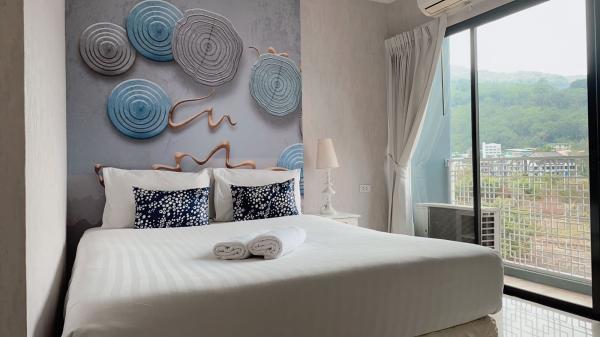 SINO MAISON PATONG 3* , .  (Phuket),   (Patong Beach)