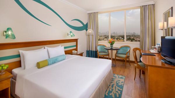 CORAL BEACH RESORT SHARJAH 4* ,  (Sharjah)