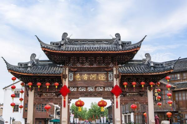 ����� � ������ � ����� �����������, 9 ���� / 8 �����, � / � � ������, ������ - �����