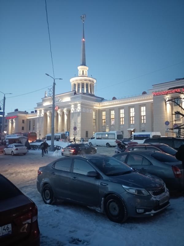 ������ ������ ������: ������, �������� � ��������� (7 ���� / 6 �����)